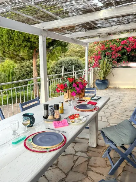 Maison Vue Mer à Lumio avec Terrasse et Jardin Clos - Photo 9