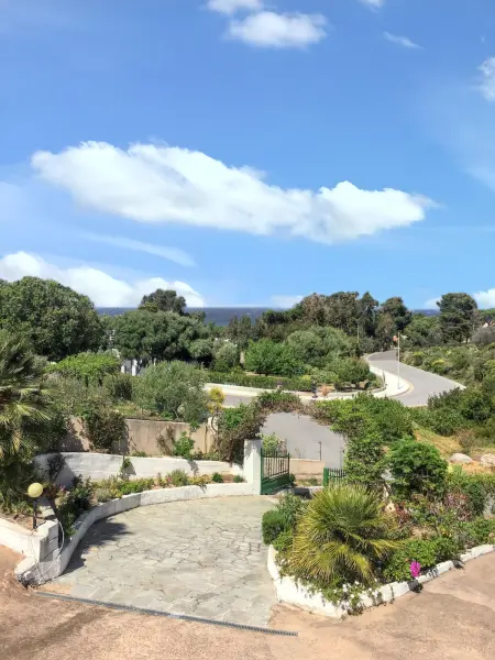 Maison Vue Mer à Lumio avec Terrasse et Jardin Clos - Photo 13