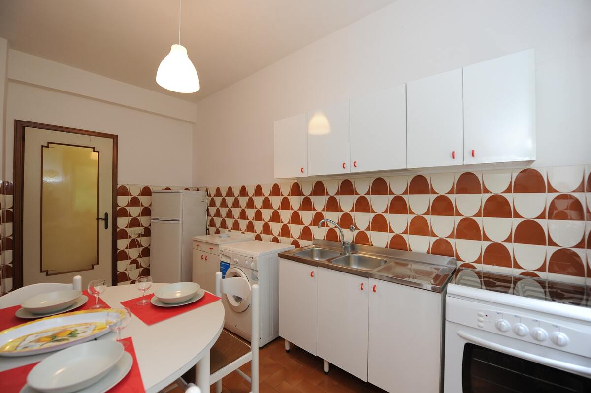 Appartement 65m² à Maiori, balcon avec vue mer - Photo 8