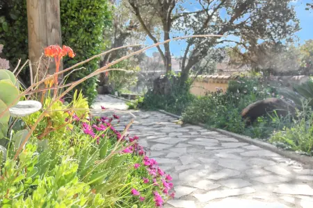 Maison avec jardin clos et terrasse privée à Toulon : photo 10