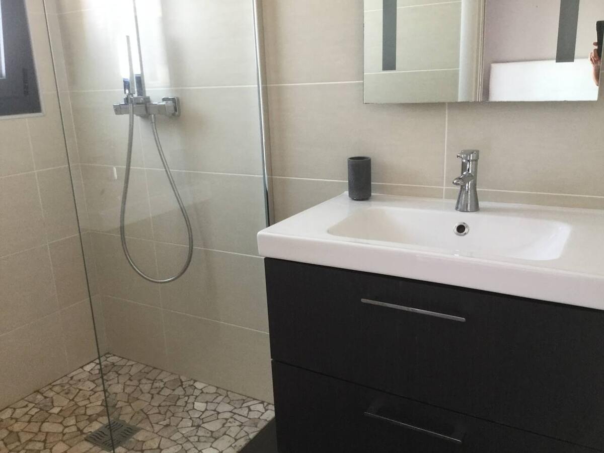 Villa 160 m² Porto-Vecchio, piscine privée, 10 personnes - Photo 25