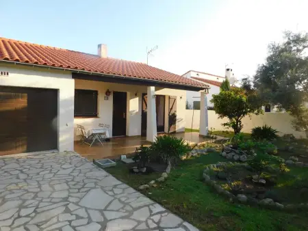 Maison avec jardin clos et barbecue à Sorède, 4 personnes : photo 2