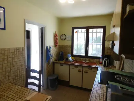Maison avec jardin clos et barbecue à Sorède, 4 personnes : photo 4