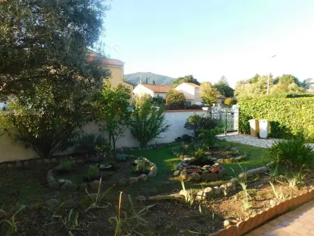 Maison avec jardin clos et barbecue à Sorède, 4 personnes : photo 8