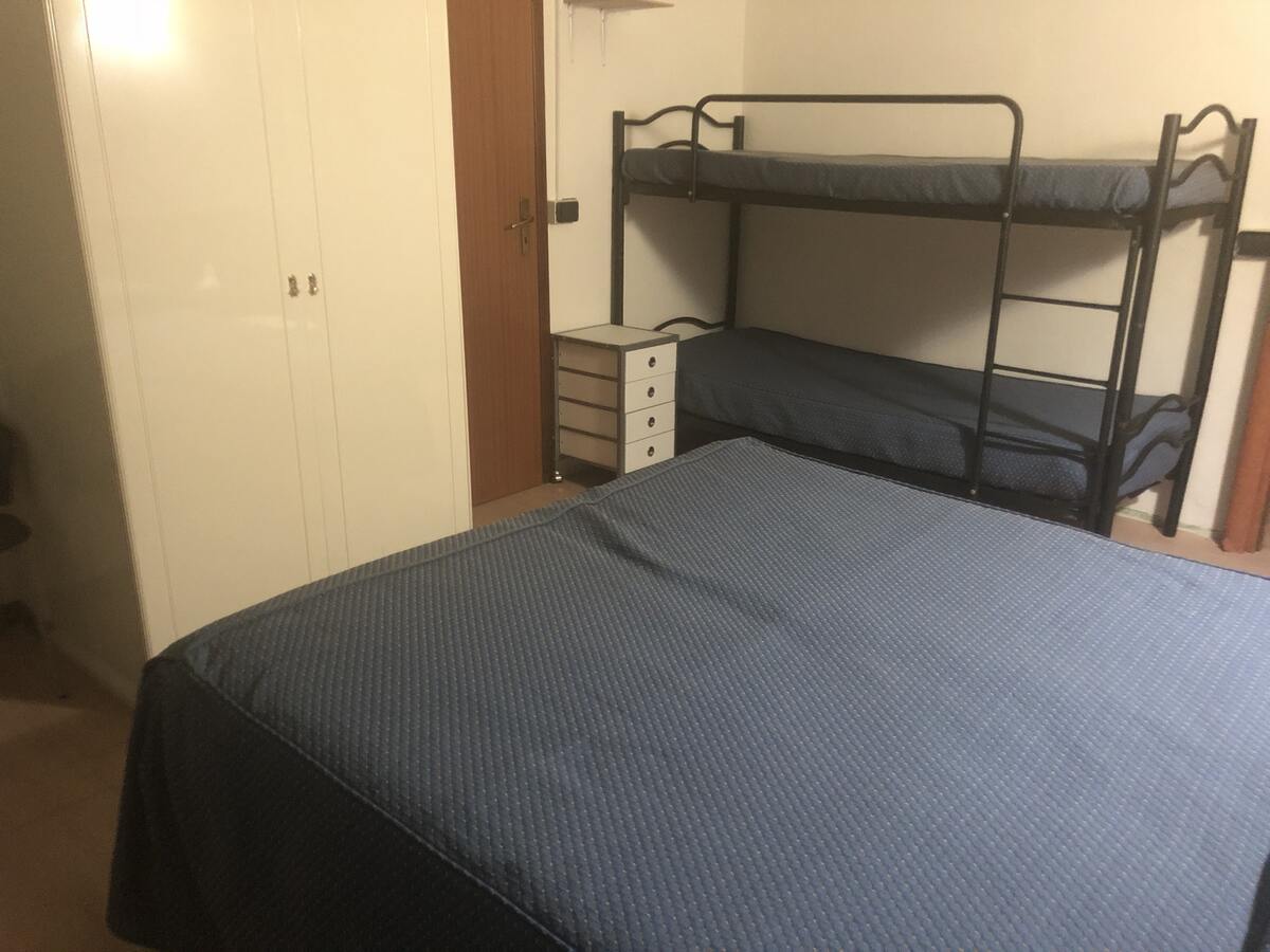 Appartement 4 pers. à Mongiove : vue ville et plage - Photo 9