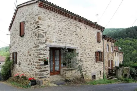 Maison de campagne à Saint-Cirgues, 3 chambres près d'une ferme : photo 2