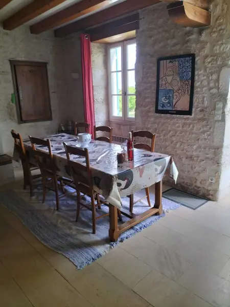 Maison charmante à Antezant-la-Chapelle avec jardin - Photo 6