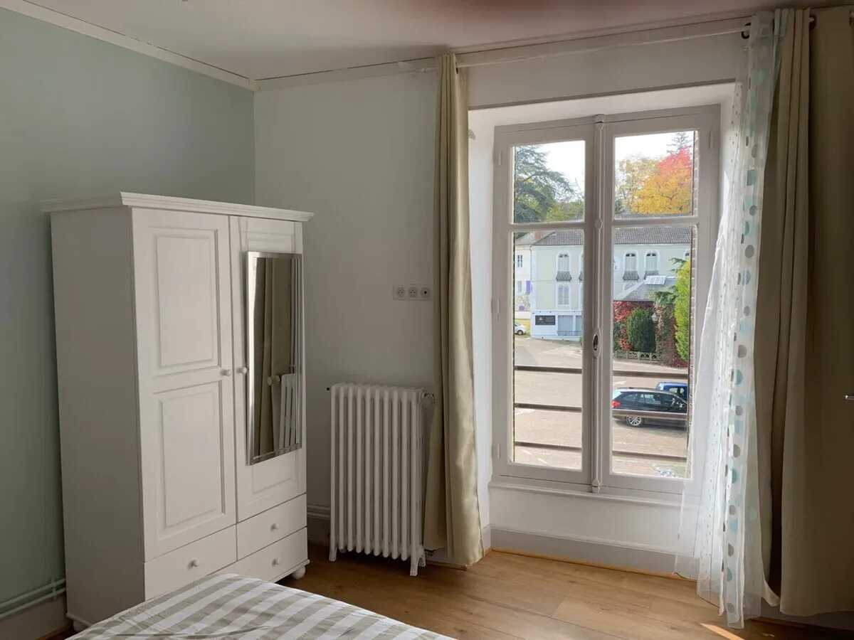 Appartement 3 étoiles à Néris-les-Bains, 2 chambres - Photo 10