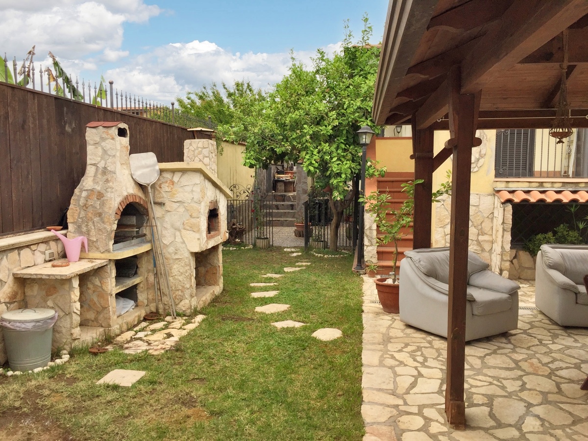 Appartement avec piscine privée et terrasse à Giugliano in Campania - Photo 3