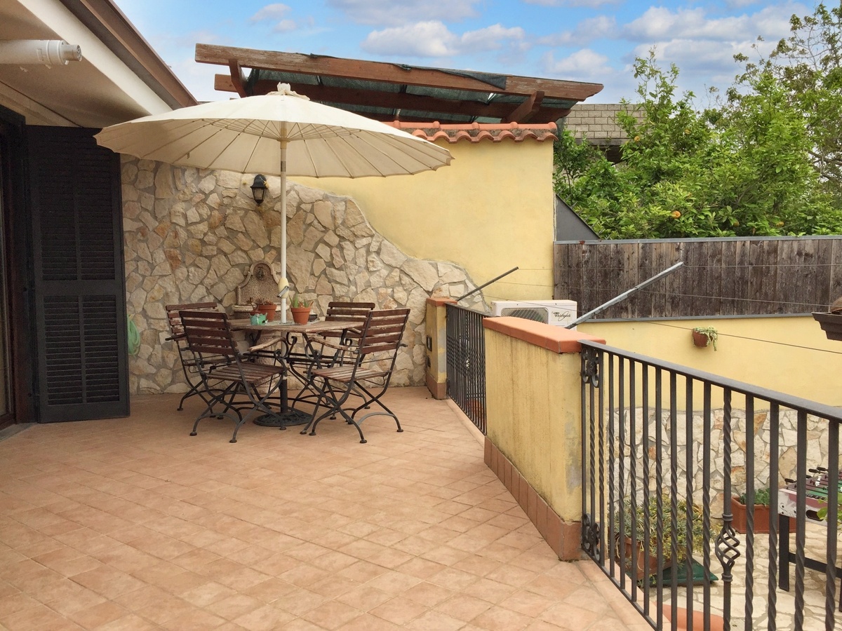 Appartement avec piscine privée et terrasse à Giugliano in Campania - Photo 6