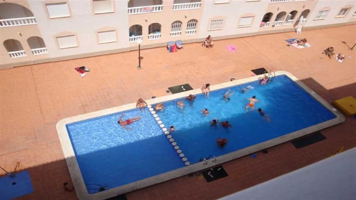 Appartement 4 pers. à Torrevieja, piscine été - Photo 14