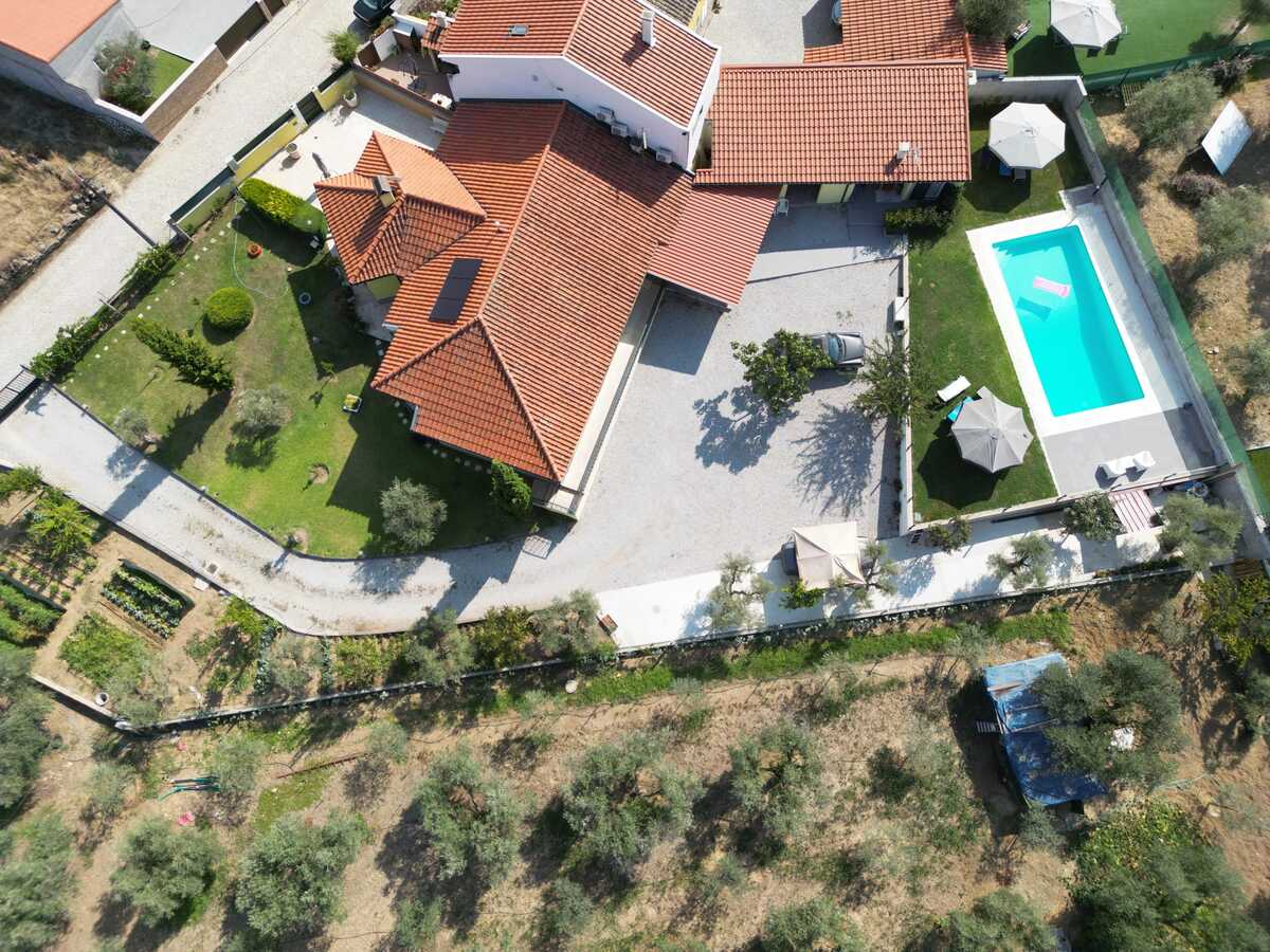 Villa 4 chambres + studio avec piscine privée à Lodões - Photo 2