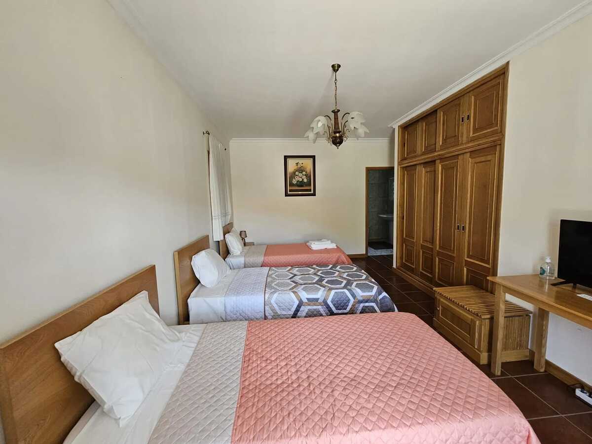 Villa 4 chambres + studio avec piscine privée à Lodões - Photo 18