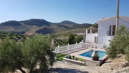 Location maison à Alcaudete, Maison élégante avec piscine à Alcaudete