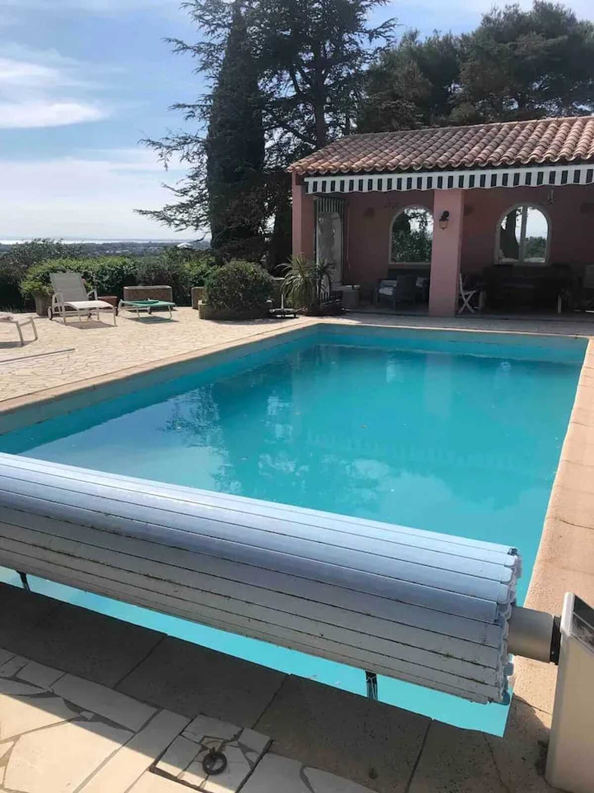 Villa 180 m² à Agde : 5 chambres, piscine et jardin 1500 m² - Photo 3