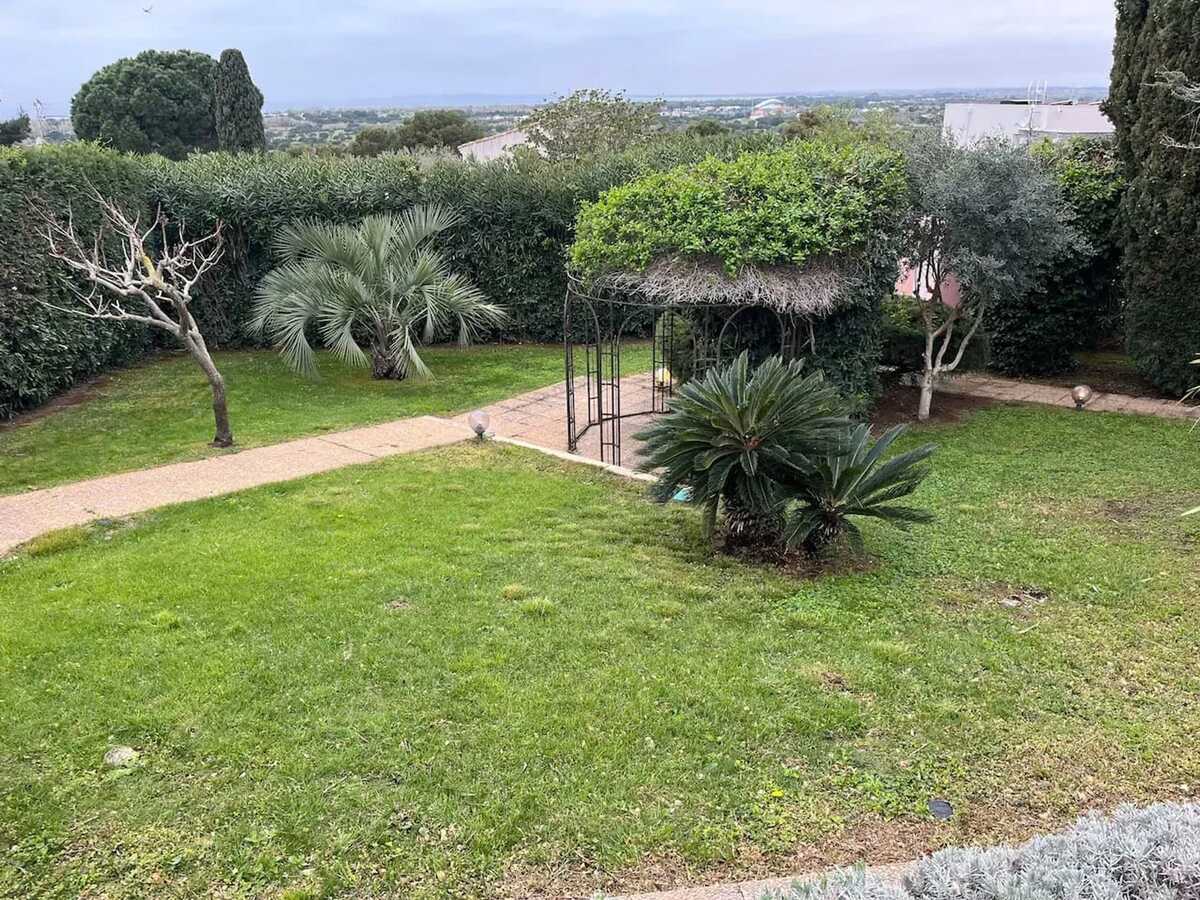 Villa 180 m² à Agde : 5 chambres, piscine et jardin 1500 m² - Photo 12