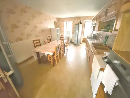 Maison 16 personnes avec jardin clôturé à Mouterre-Silly : photo 27
