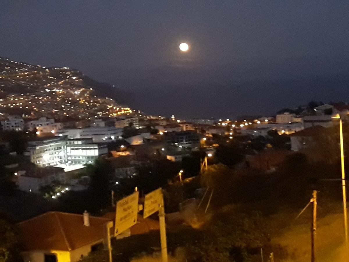 Maison 41 m² à Funchal, vue mer et montagnes - Photo 11