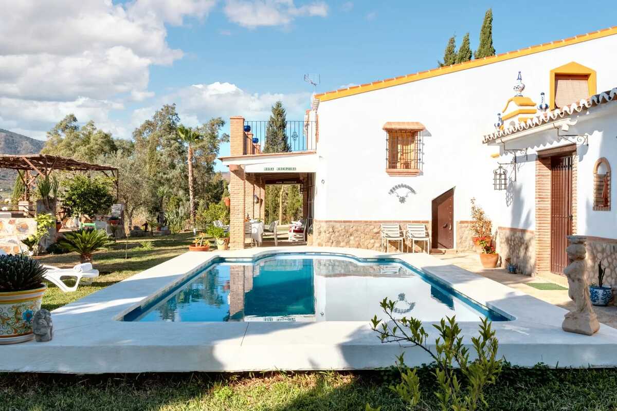 Villa 500m² piscine privée et jardin clos à Álora - Photo 5