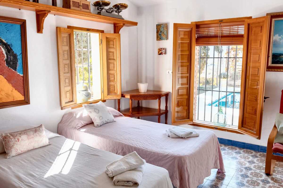 Villa 500m² piscine privée et jardin clos à Álora - Photo 18