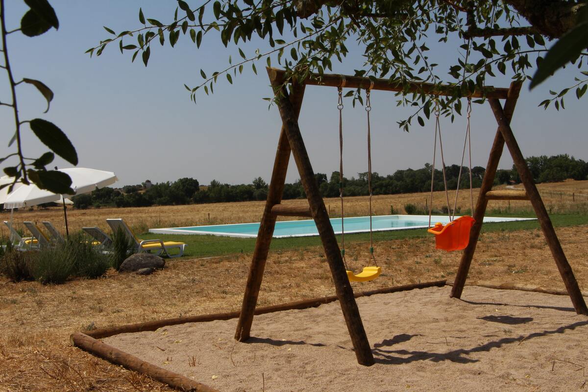 Villa avec piscine privée et vue montagne près d'Évora - Photo 17