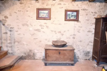 Maison charmante à Meyrignac-l'Église avec cheminée - Photo 2
