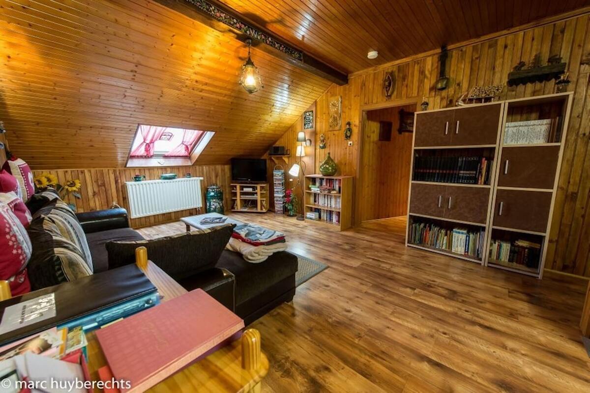Maison 90m² avec jardin, terrasse et vue montagnes - Photo 3