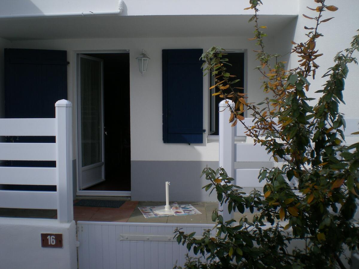 Maison de plain-pied avec piste de pétanque à Saint-Jean-de-Monts - Photo 4