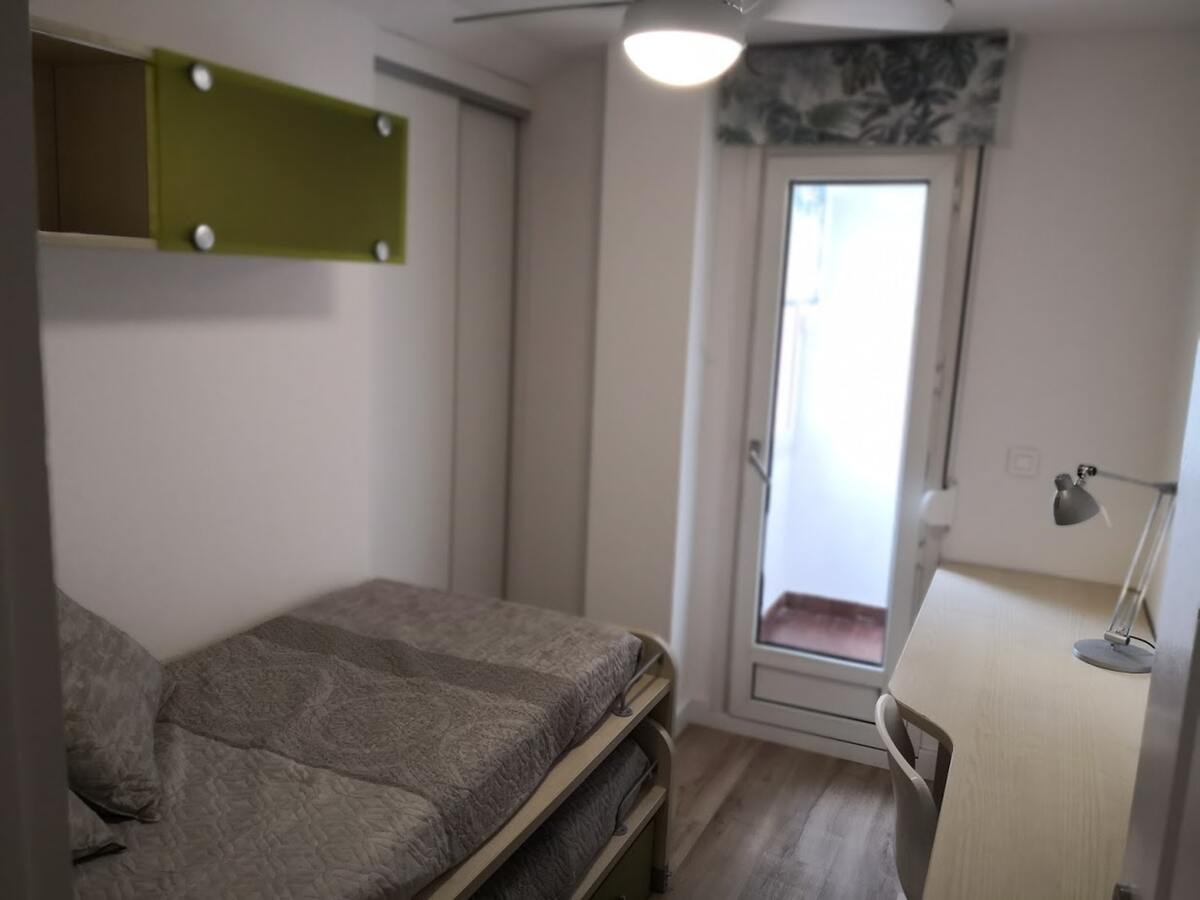 Appartement vue mer et montagne à Mogro avec jacuzzi - Photo 8