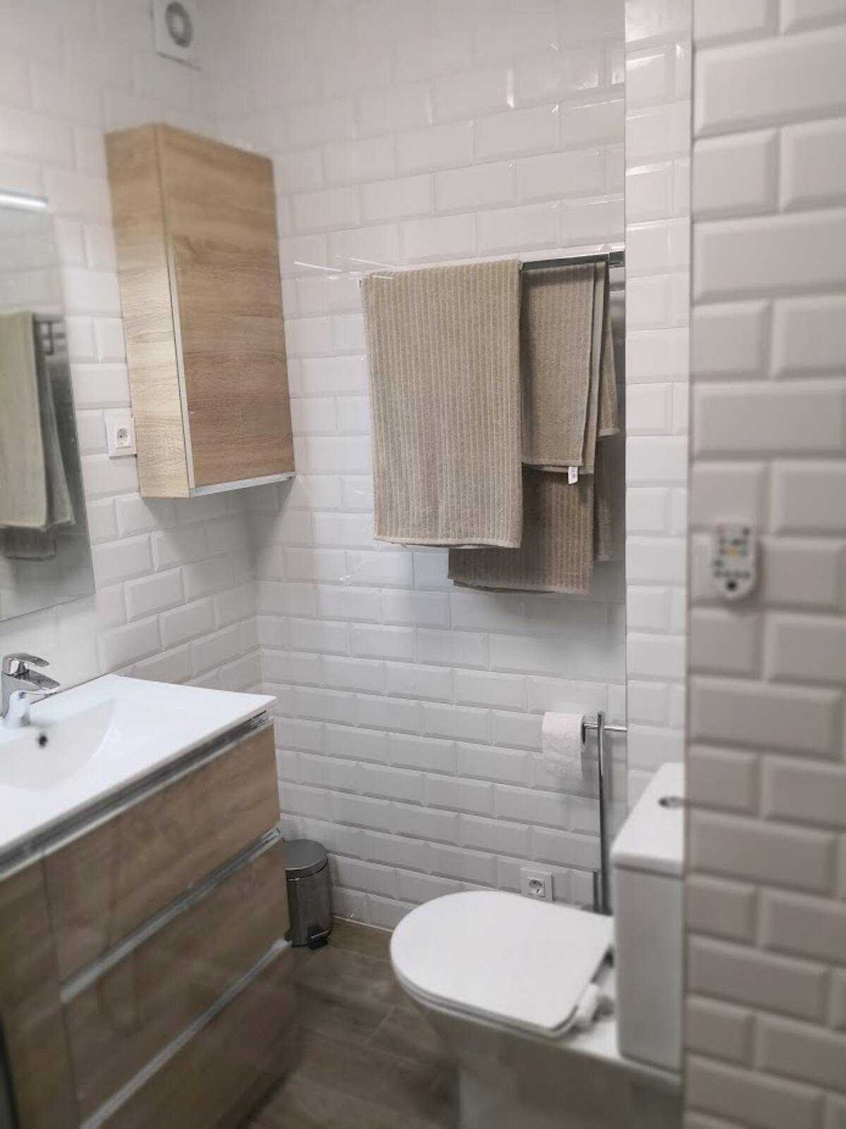 Appartement vue mer et montagne à Mogro avec jacuzzi - Photo 15