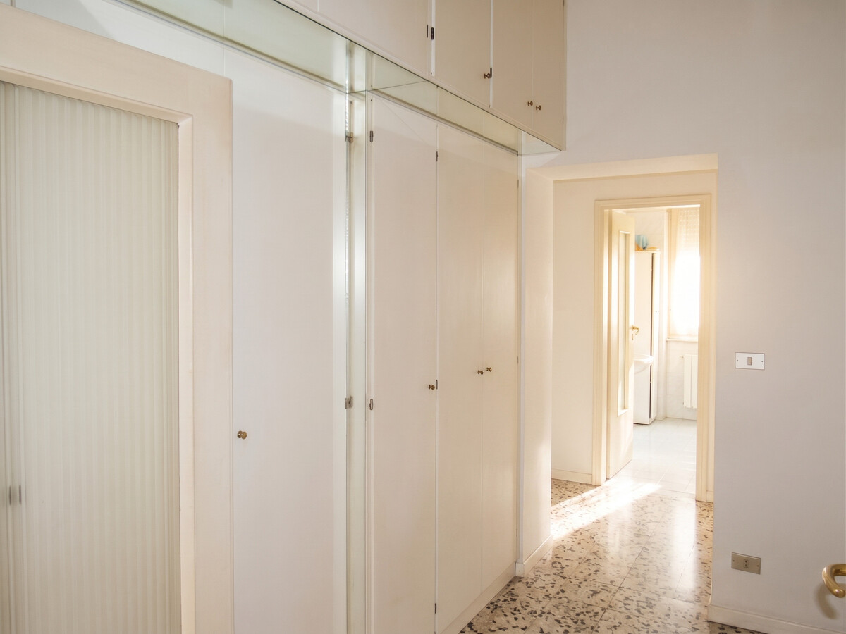 Appartement 120 m² à Pescara, 3 chambres, à 50 m de la plage - Photo 11