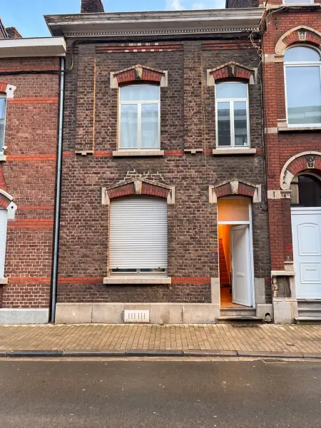 Maison 3 chambres avec jardin clôturé et terrasse à Sclessin, Liège : photo 11