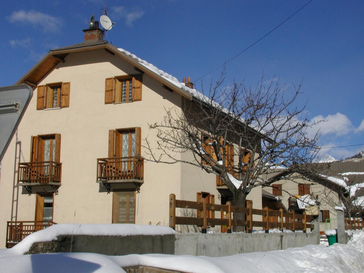 Maison 300 m² pour 15 personnes, 6 chambres avec vue montagne - Photo 1