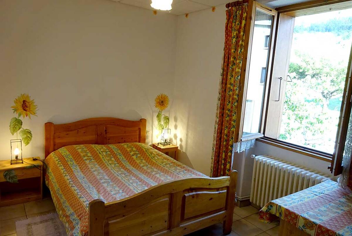 Maison 300 m² pour 15 personnes, 6 chambres avec vue montagne - Photo 5