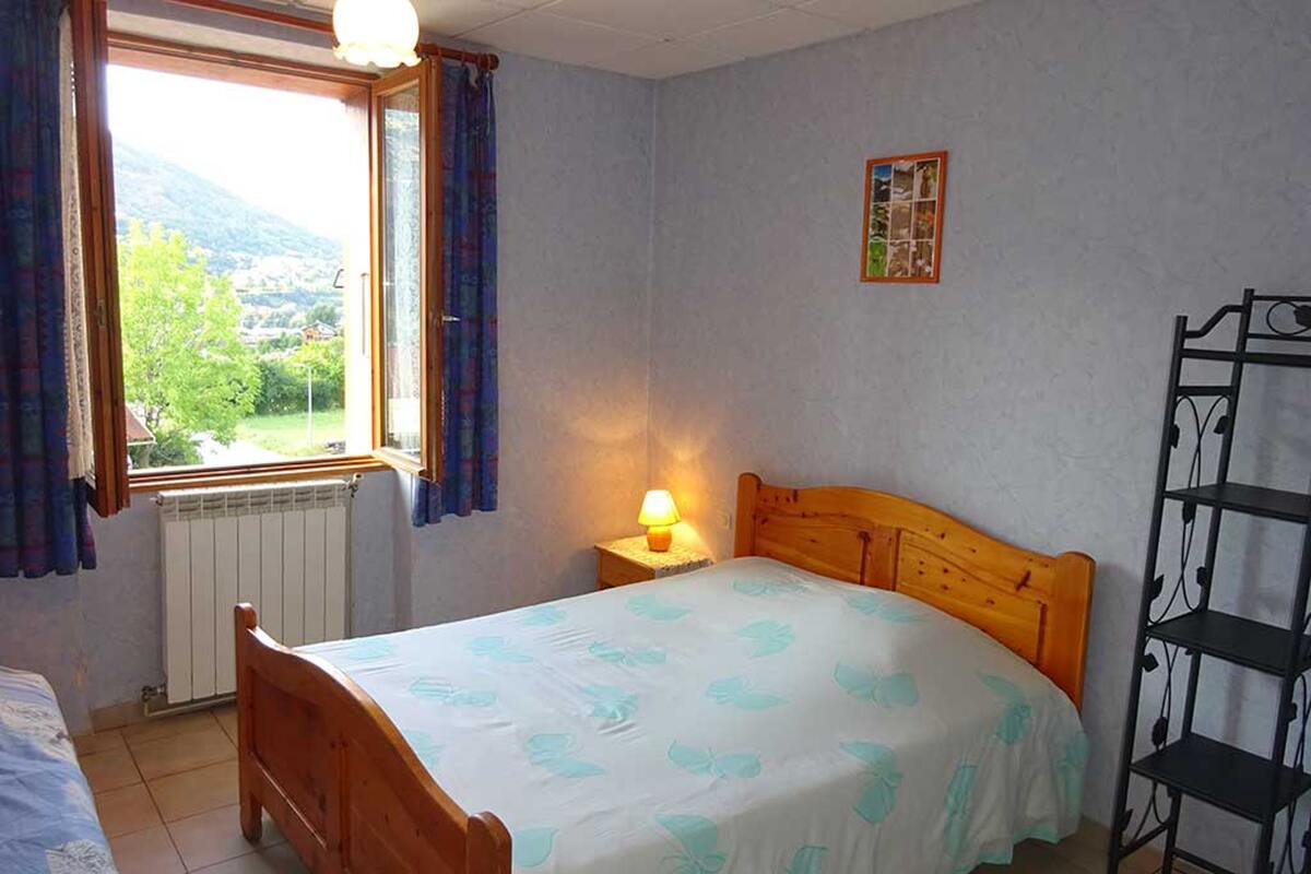 Maison 300 m² pour 15 personnes, 6 chambres avec vue montagne - Photo 9
