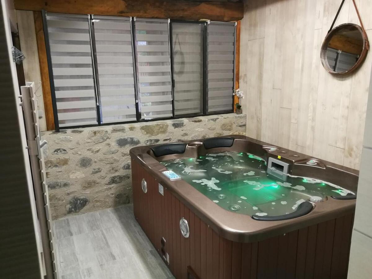Maison 8 pers. à Guchan, jacuzzi et vue montagne - Photo 6