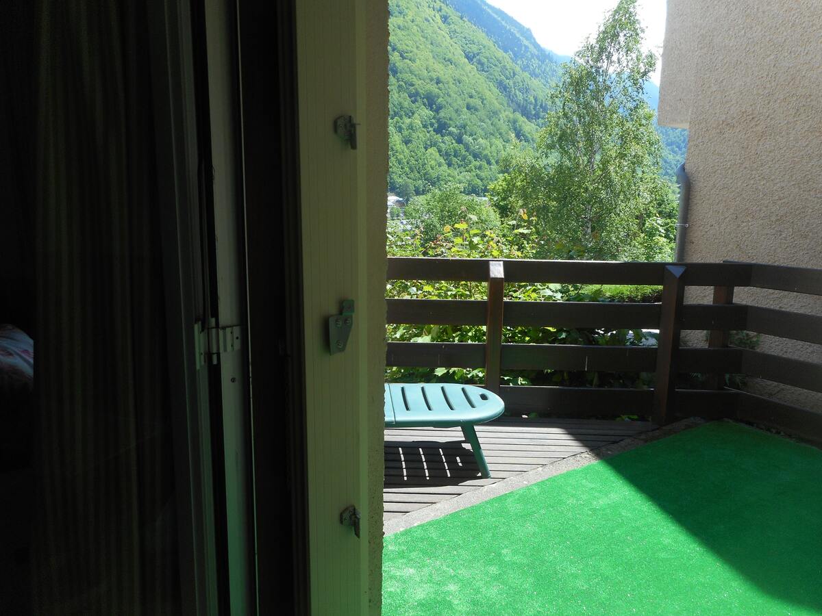 Studio 40 m² à Cauterets, vue montagne et accès ski gratuit - Photo 3