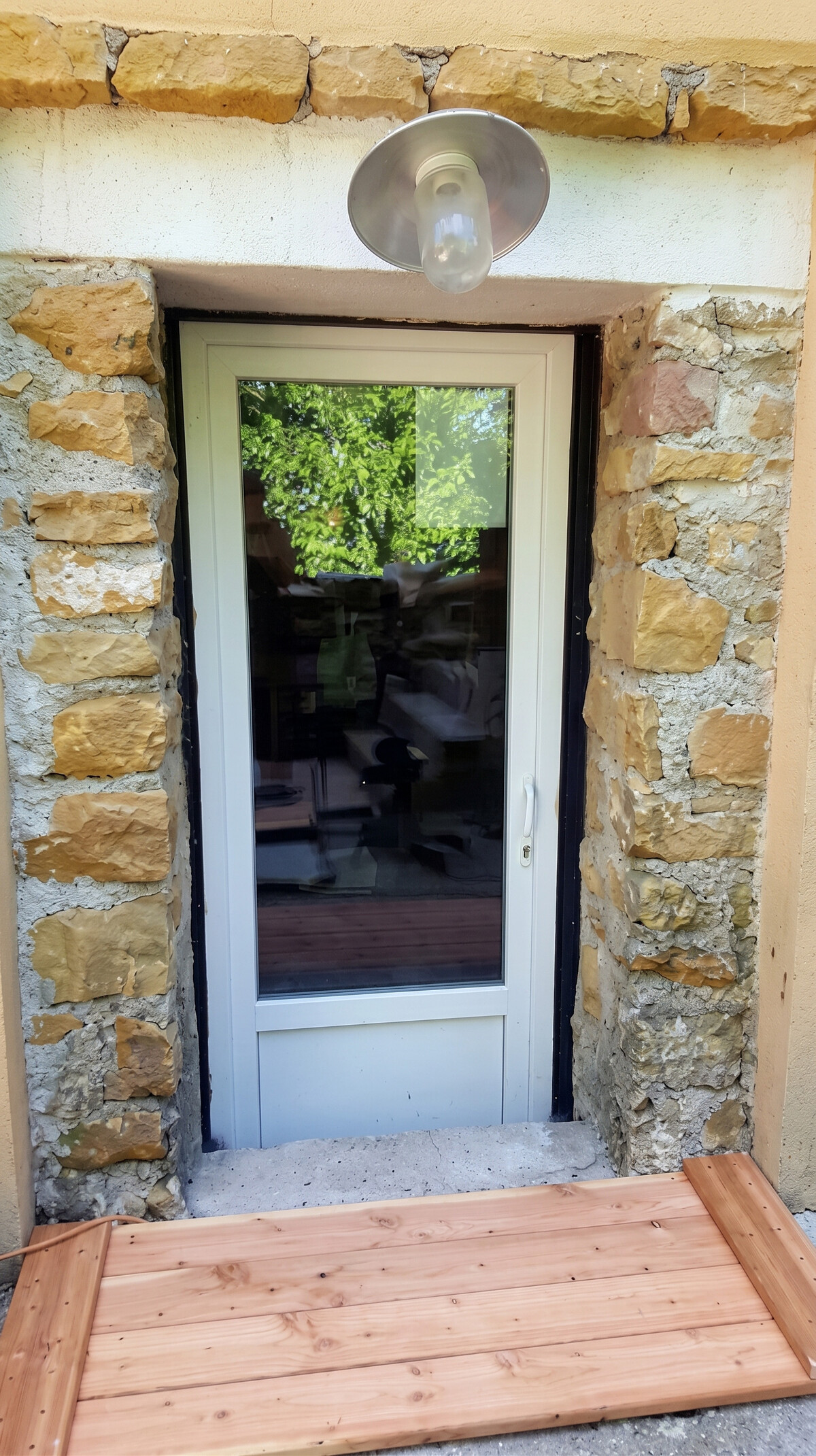 Appartement avec vue sur le lac et piscine partagée à Orange - Photo 10