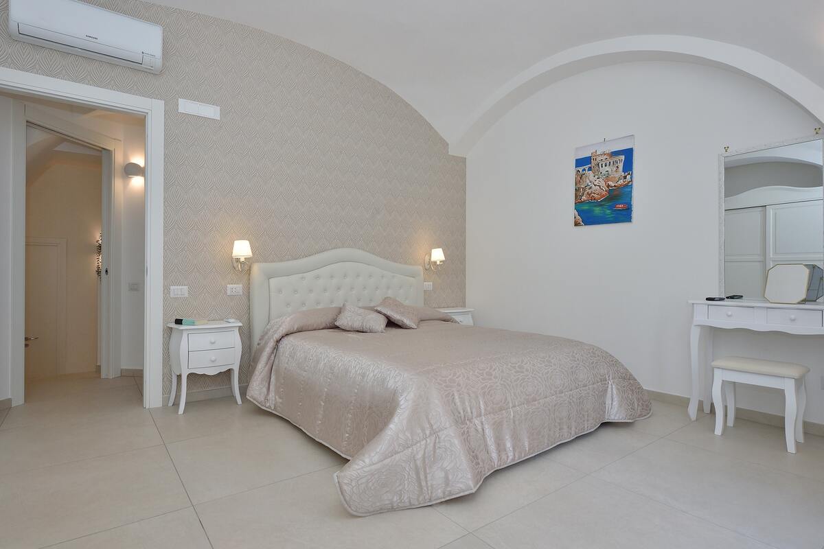 Appartement 67 m² Minori, 2 salles de bain, plage à pied - Photo 2