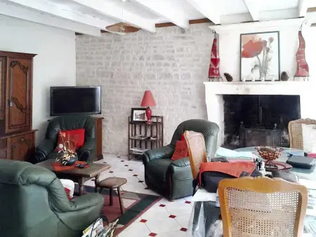 Maison confortable au cœur de Fleurac avec grand jardin - Photo 6