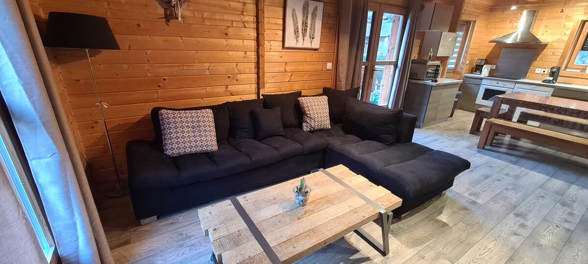 Chalet 3 étoiles à Orlu avec jacuzzi et vue montagne - Photo 8