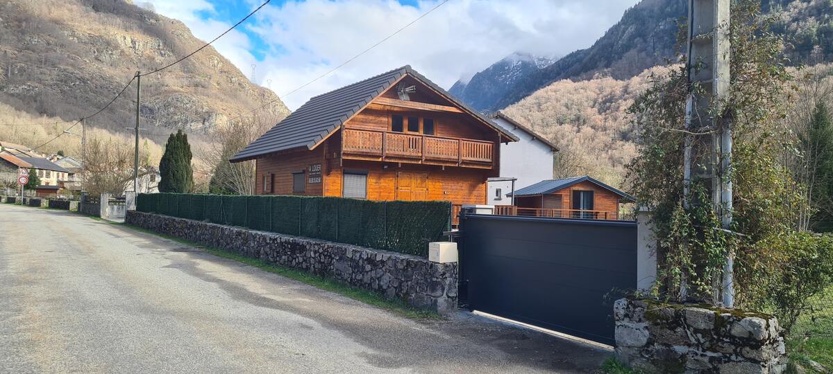 Chalet 3 étoiles à Orlu avec jacuzzi et vue montagne - Photo 27