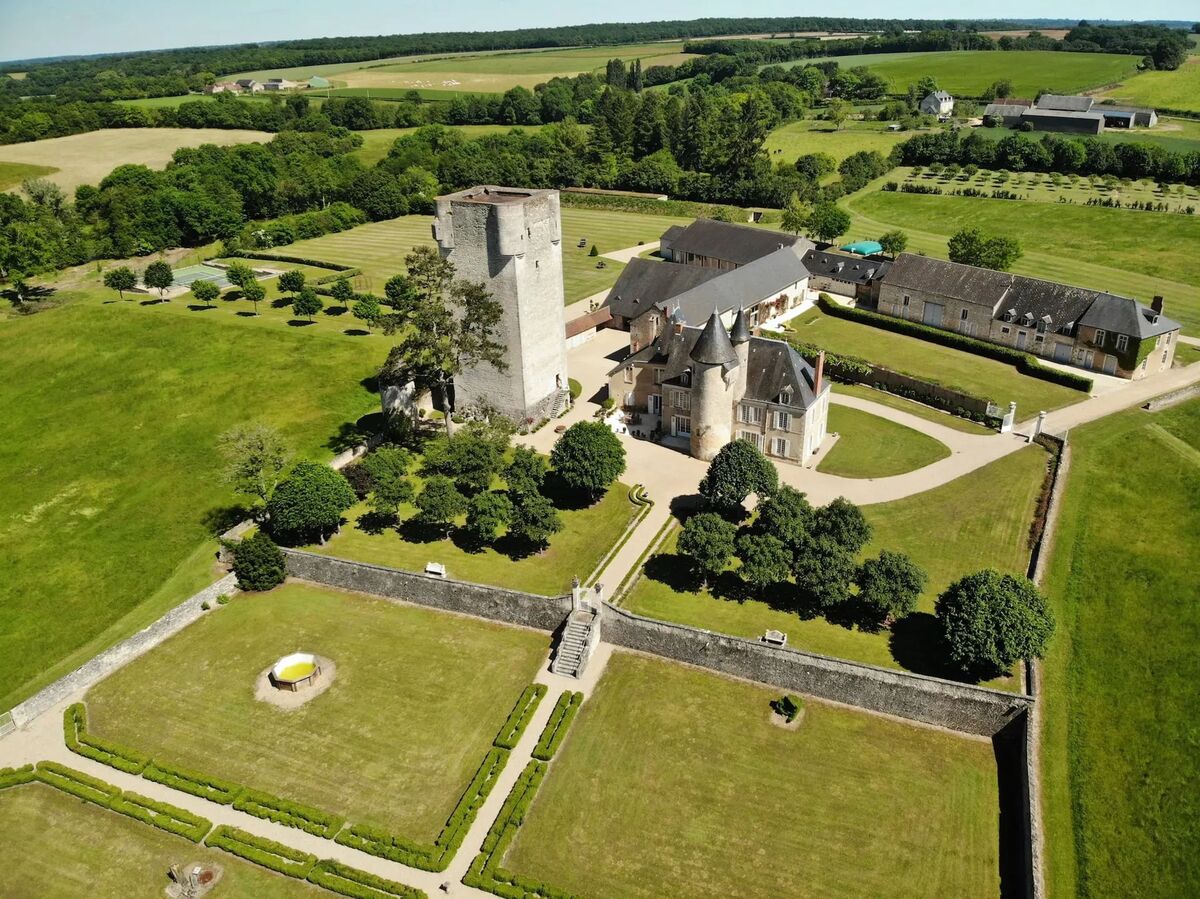 Château 10 personnes à Tendu avec court de tennis - Photo 7