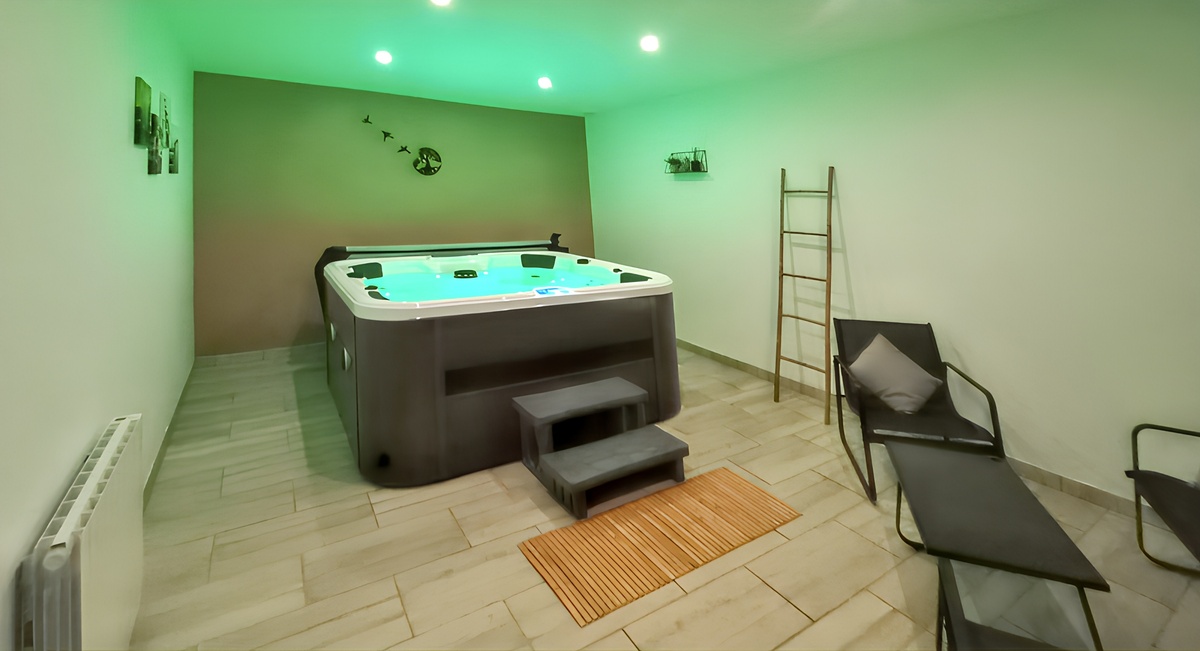 Maison 200m² Levroux, 12 pers., jardin & jacuzzi - Photo 1