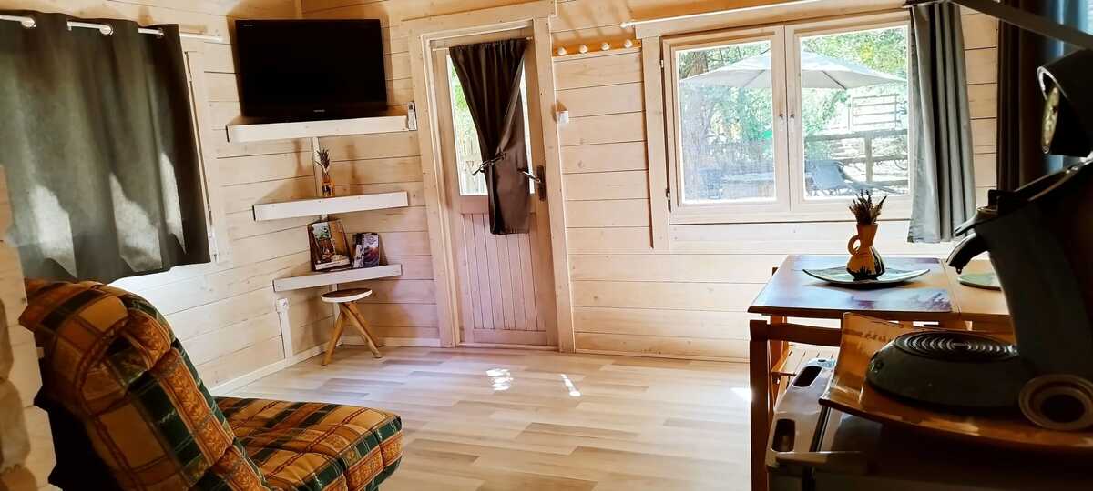Chalet 30 m² avec piscine ouverte toute l'année à Orange - Photo 2