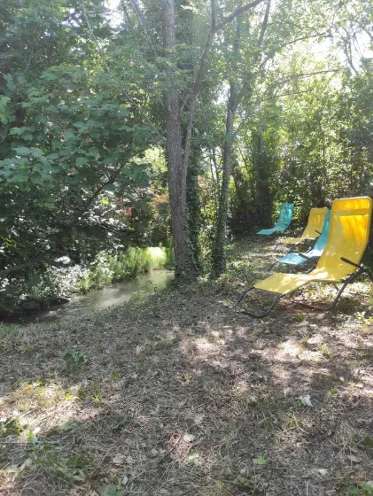 Chalet 30 m² avec piscine ouverte toute l'année à Orange - Photo 11