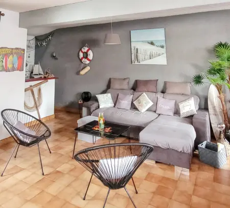 Location maison à Vaux sur Mer, Maison charmante à Vaux-sur-Mer avec jardin clôturé