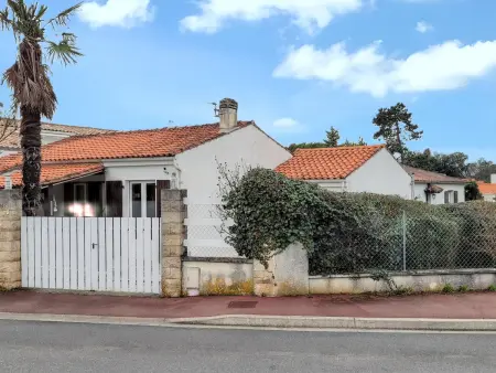 Maison charmante à Vaux-sur-Mer avec jardin clôturé - Photo 3