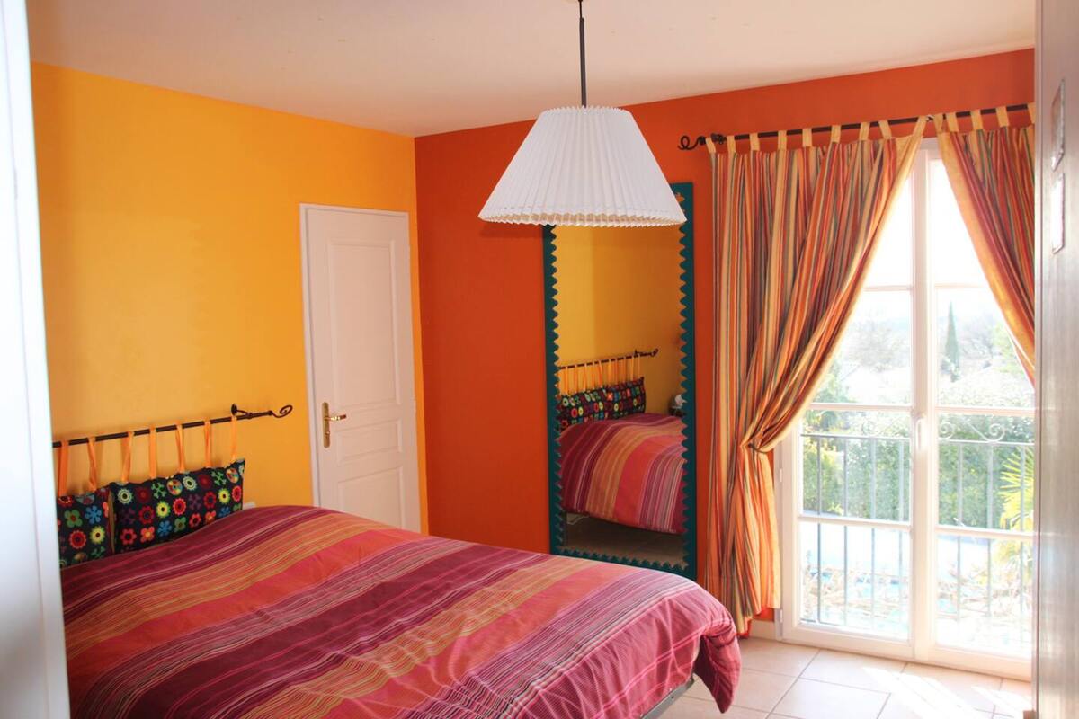 Villa 6 pers. à Villelaure, piscine partagée ouverte toute l'année - Photo 8
