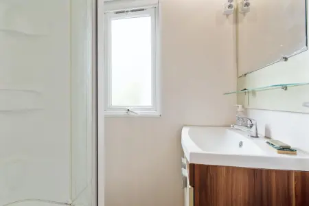Bungalow convivial près de Sète avec piscine partagée - Photo 11